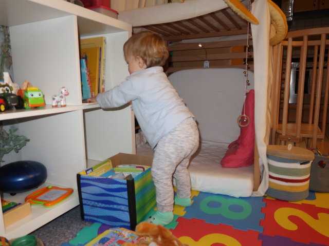 Nils in unserer Wohnung