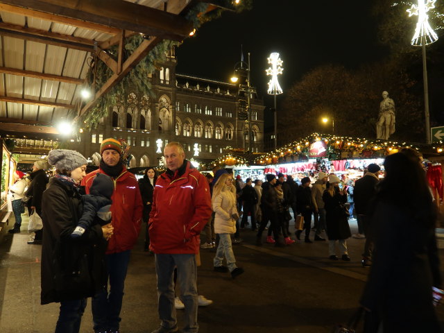Sabine, Nils, J&ouml;rg und Erich am Wiener Christkindlmarkt