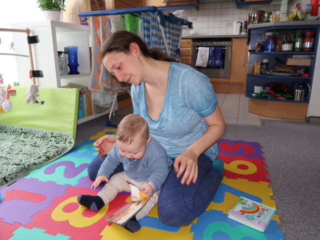 Nils und Sabine in unserer Wohnung