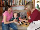 Sabine, Nils und Mama im Haus meiner Eltern