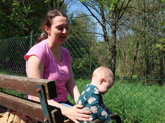 Sabine und Nils beim Wienerwaldsee, 289 m