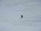 Markus neben der Piste 70a (18. Apr.)