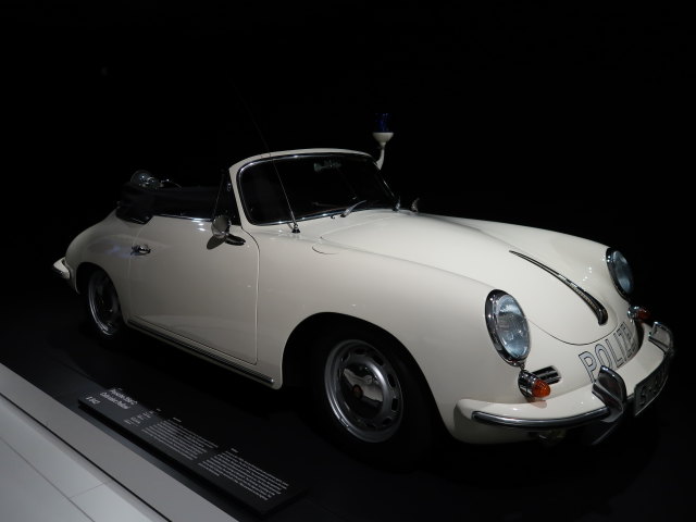 Porsche-Museum: Porsche 356 C Cabriolet Polizei