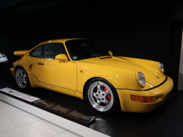 Porsche-Museum: Porsche 911 Turbo S 3.3 Leichtbau