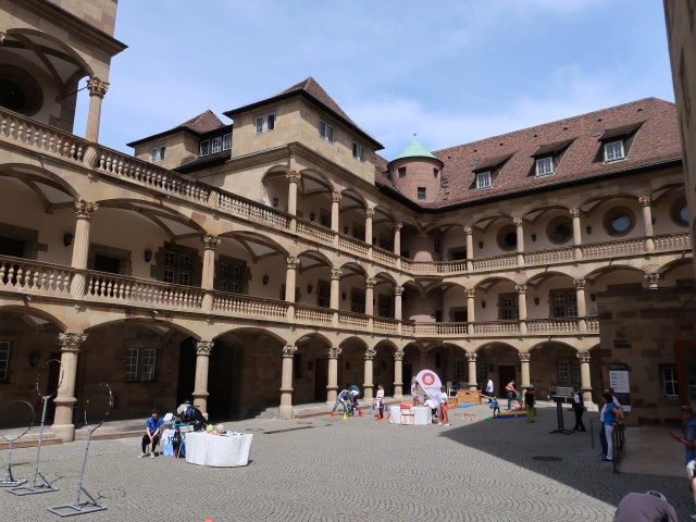 Arkadenhof im Alten Schloss