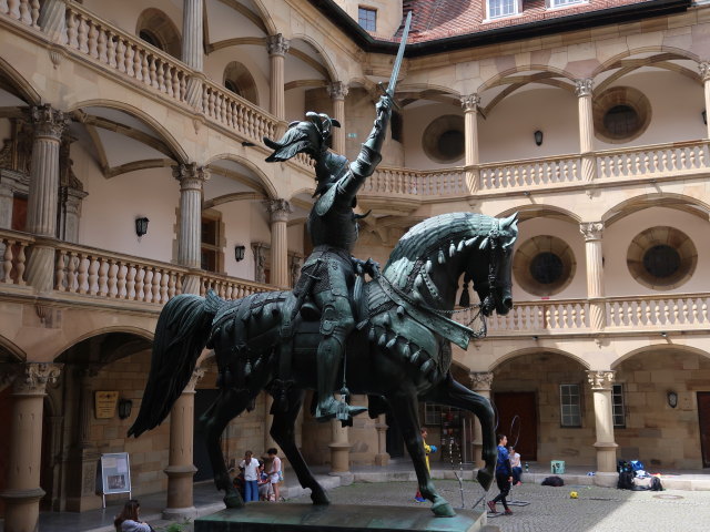 Arkadenhof im Alten Schloss