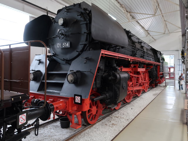 Technikmuseum: Dampflokomotive 01 514 in der Liller-Halle