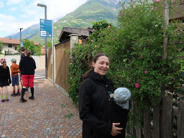 Sabine und Nils beim Bahnhof Rabland (19. Mai)