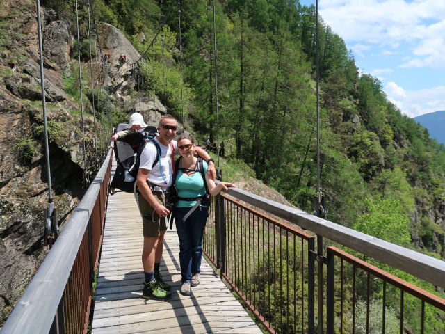 Nils, ich und Sabine am Meraner Höhenweg beim Lahnbach (19. Mai)