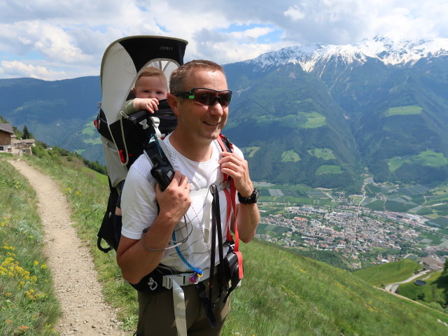 Nils und ich am Meraner Höhenweg zwischen Pirchhof und Kirchbach (19. Mai)