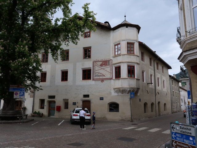 Stadtplatz in Glurns, 907 m (20. Mai)