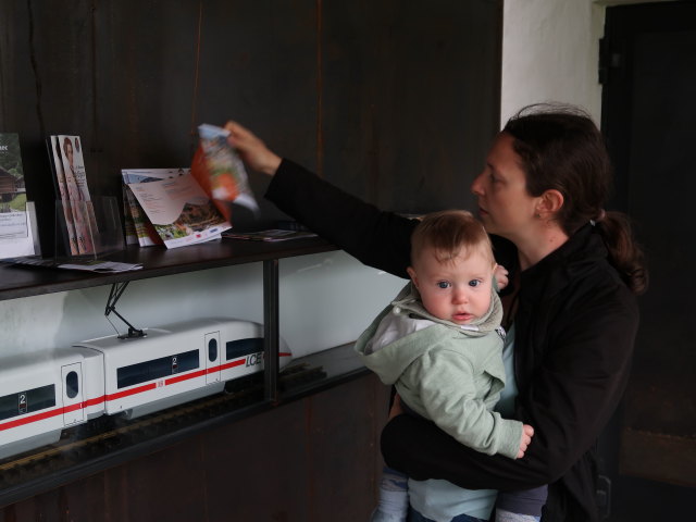 Nils und Sabine in der Eisenbahnwelt Rabland (21. Mai)