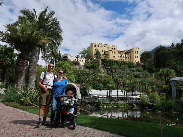 Ich, Sabine und Nils in den Gärten von Schloss Trauttmansdorff in Meran (24. Mai)