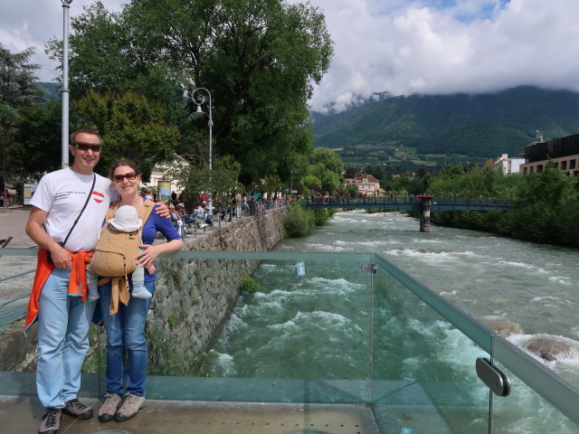 Ich, Nils und Sabine auf der Passerpromenade in Meran (25. Mai)