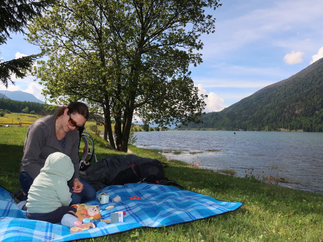 Nils und Sabine beim Haidersee, 1.450 m (20. Mai)