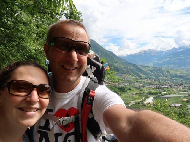 Sabine und ich am Marlinger Waalweg zwischen Töll und Gasthaus Schönblick (22. Mai)