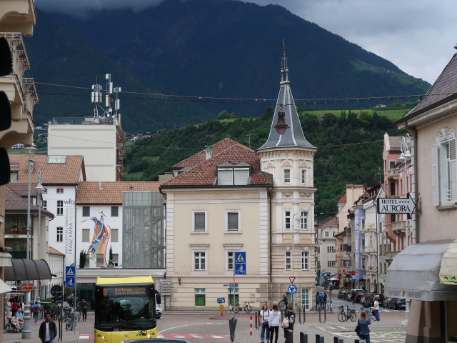 Theaterplatz in Meran (22. Mai)