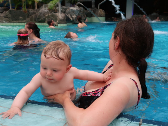 Nils und Sabine in der Erlebnistherme Naturns (31. Mai)