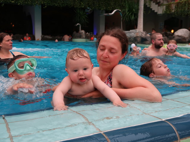 Nils und Sabine in der Erlebnistherme Naturns (31. Mai)