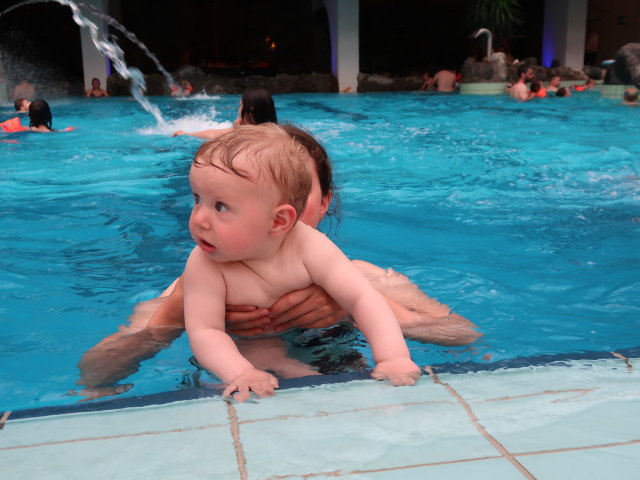 Nils und Sabine in der Erlebnistherme Naturns (31. Mai)