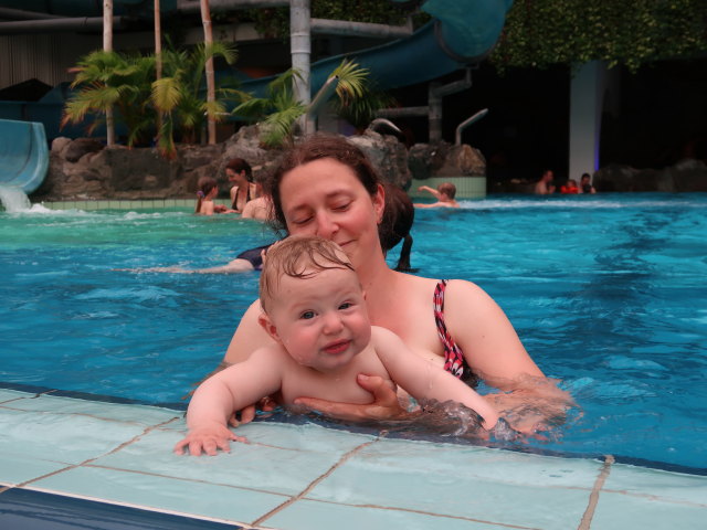 Nils und Sabine in der Erlebnistherme Naturns (31. Mai)