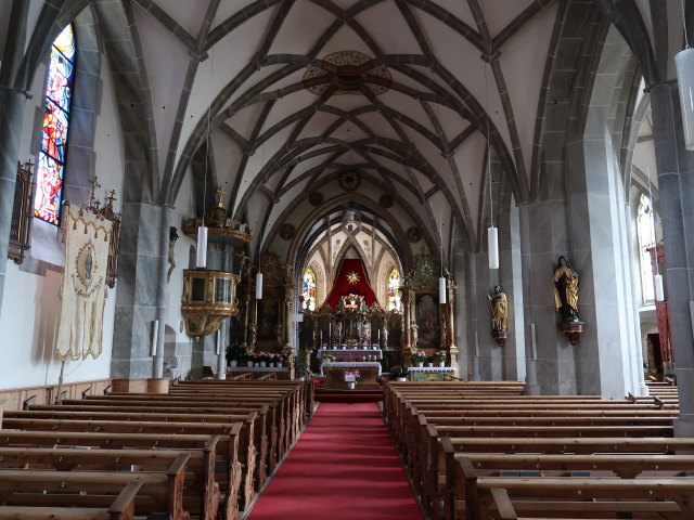 Pfarrkirche St. Katharina in Schluderns, 921 m (1. Juni)