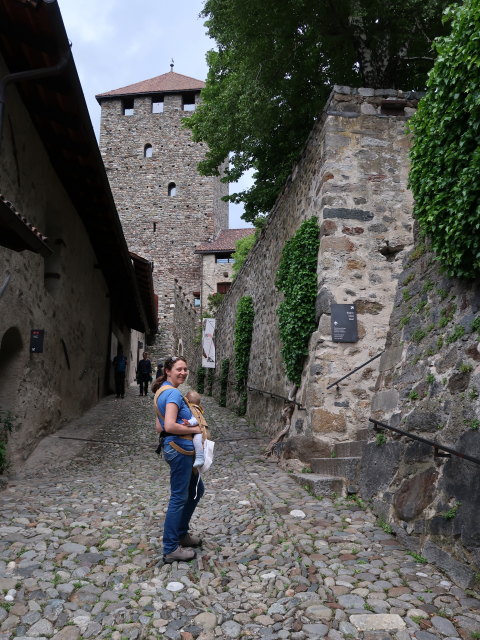 Sabine und Nils im Schloss Tirol (28. Mai)