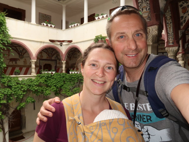 Sabine, Nils und ich in der Churburg in Schluderns (30. Mai)