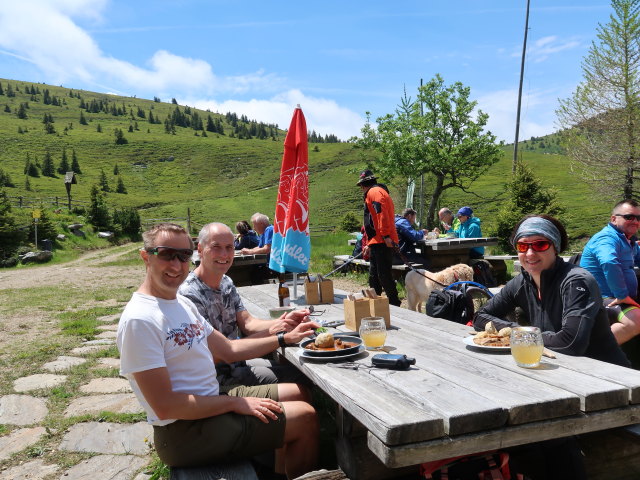 Ich, Frank und Carmen bei der Grillitschhütte, 1.650 m (15. Juni)