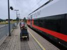 Sabine und Nils im Bahnhof Stadt Haag, 333 m