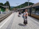 Nils und Sabine im Bahnhof Kirchberg an der Pielach, 372 m