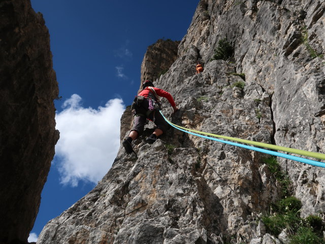 Via Mazzorana-Adler: Josef in der 1. Seillänge