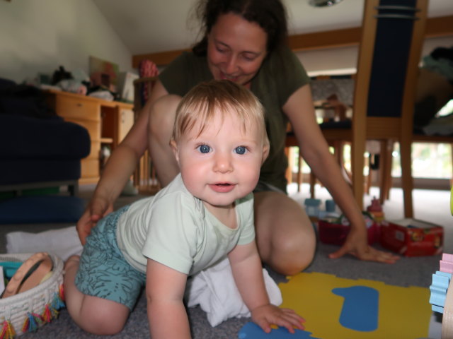 Nils und Sabine in unserer Wohnung