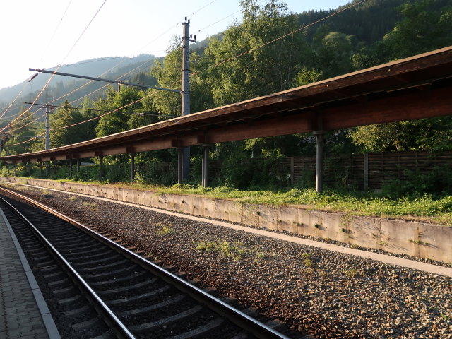 Bahnhof Rottenmann Stadt, 667 m