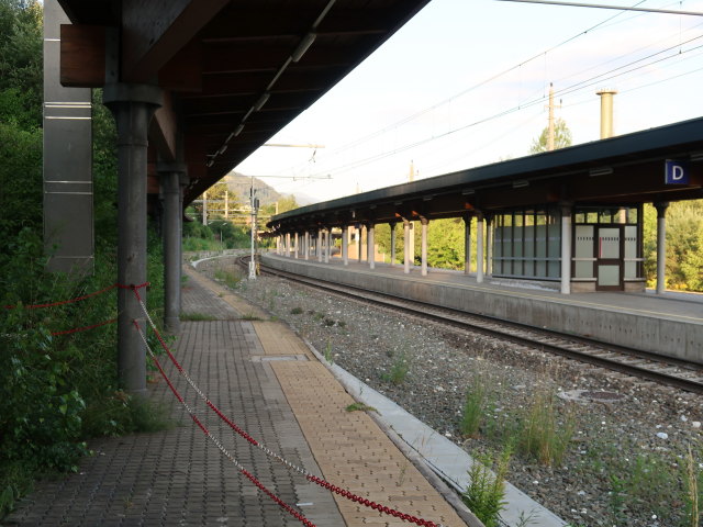 Bahnhof Rottenmann Stadt, 667 m