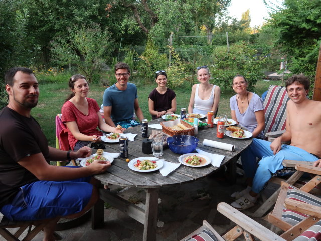 Mario, Sabine, ?, Linda, Melanie, Iris und Andreas im Garten von Andreas