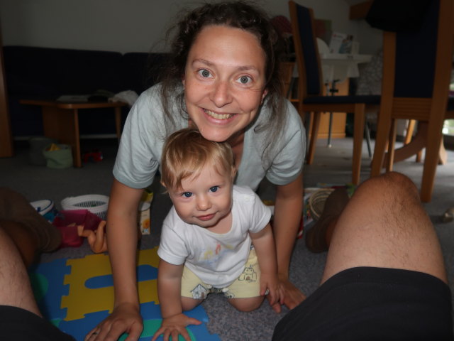 Nils und Sabine in unserer Wohnung