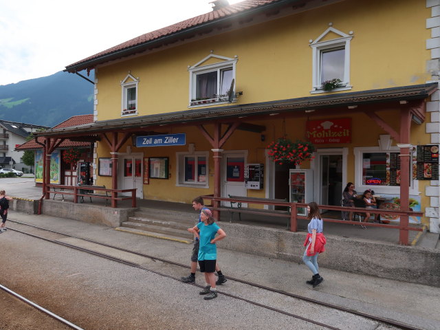 Bahnhof Zell am Ziller, 580 m