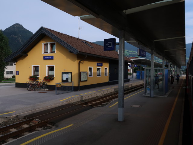 Bahnhof Straß im Zillertal, 525 m