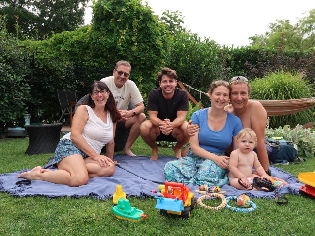 Ulrike, Heinz, Alexander, Sabine, ich und Nils in Biedermannsdorf