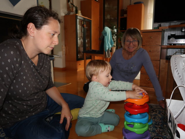 Sabine, Nils und Mama im Haus meiner Eltern (27. Sep.)