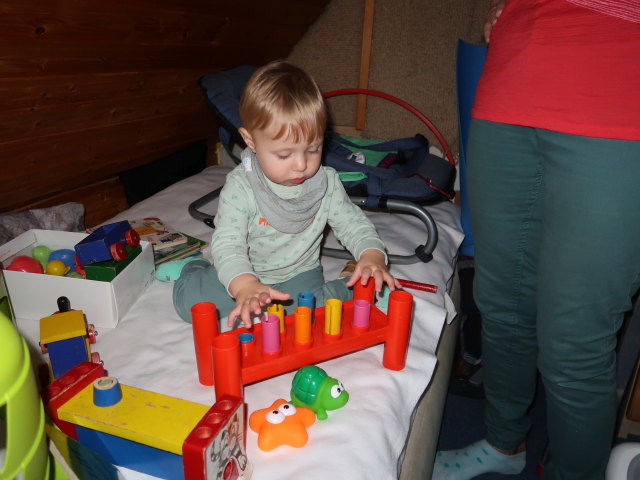 Nils und Mama im Haus meiner Eltern