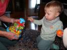 Mama und Nils im Haus meiner Eltern