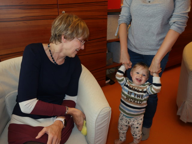 Rotraud, Nils und Sabine im Geburtshaus 'Von Anfang an'