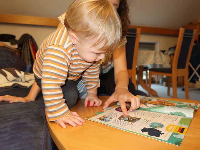 Nils und Sabine in unserer Wohnung