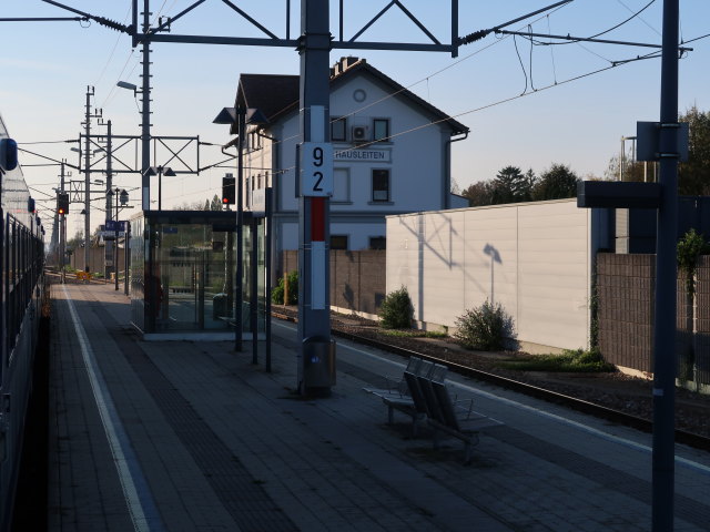 Bahnhof Hausleiten, 179 m