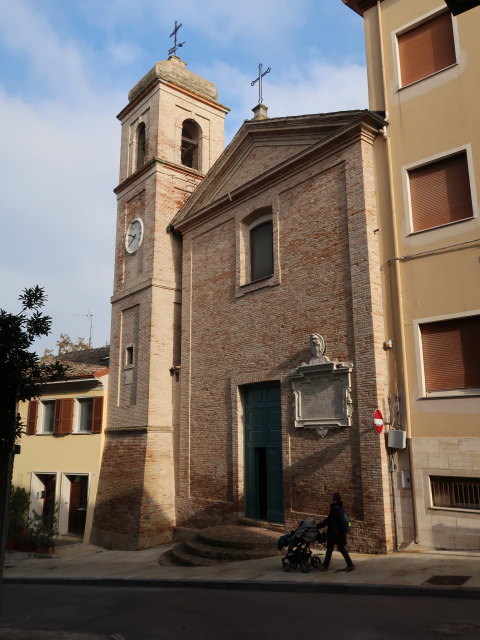 Nils und Sabine bei der Chiesa di Sant'Apollinare in Cattolica (3. Nov.)