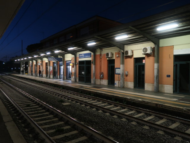 Stazione di Cattolica-San Giovanni-Gabicce, 11 m (3. Nov.)