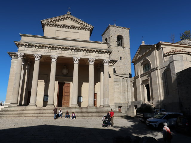 Nils, Sabine und ich bei der Basilica di San Marino in der Città di San Marino (4. Nov.)