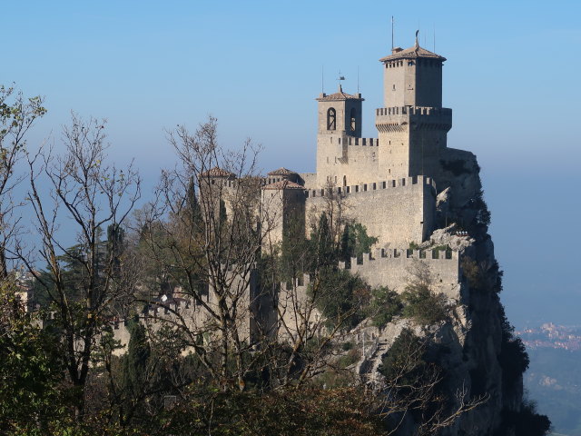 Prima Torre in der Città di San Marino (4. Nov.)